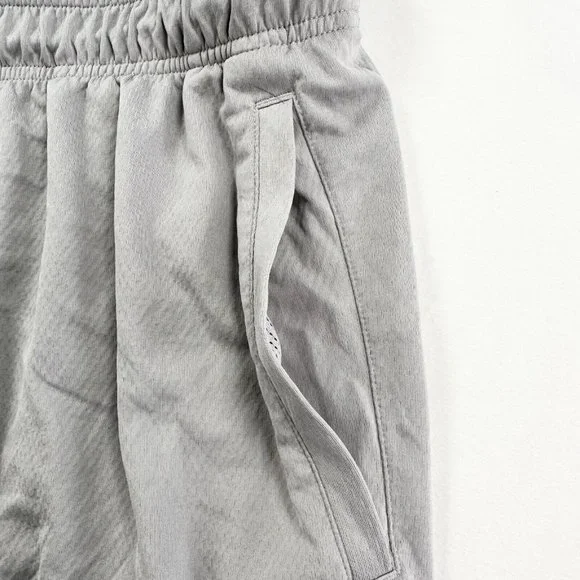 Nike Basketball Shorts Mens XL Grey Dri Fit Lightweight Running Sports Trunks - Picture 3 of 12